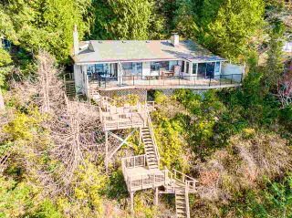 Photo 2: 8065 PASCO Road in West Vancouver: Howe Sound House for sale : MLS®# R2555619