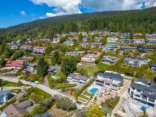 Photo 31: 1425 BRAMWELL Road in West Vancouver: Chartwell House for sale : MLS®# R2759114