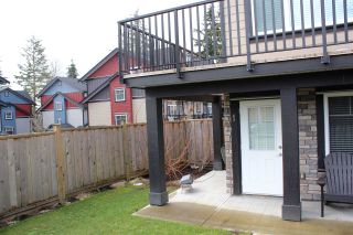 Photo 15: 1 6929 142 Street in Surrey: East Newton Townhouse for sale in "REDWOOD" : MLS®# R2139266