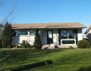 Photo 1: 321 THOM Avenue East in WINNIPEG: Transcona Residential for sale (North East Winnipeg)  : MLS®# 2819519