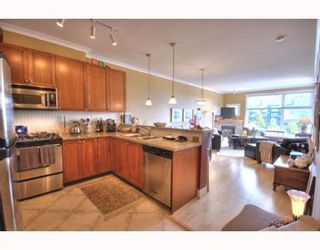 Photo 5: 323 4600 WESTWATER Drive in Richmond: Steveston South Condo for sale in "COPPER SKY" : MLS®# V757360