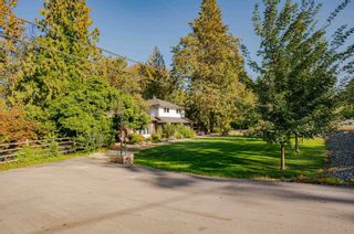 Photo 2: 25207 72 Avenue in Langley: County Line Glen Valley House for sale : MLS®# R2748006