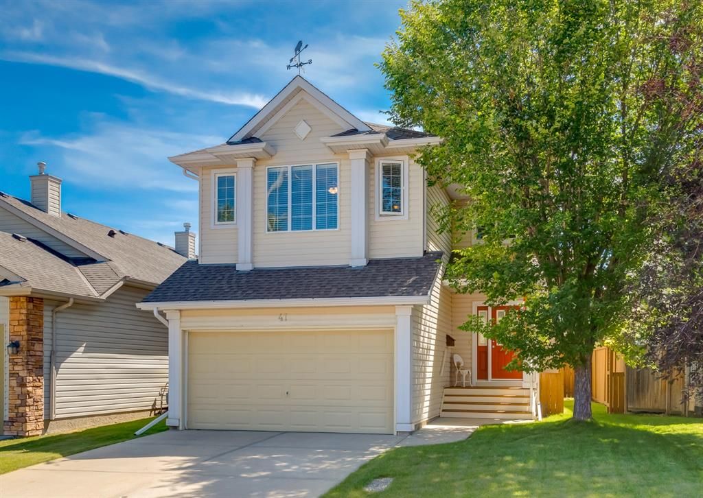 Main Photo: 41 Millview Park SW in Calgary: Millrise Detached for sale : MLS®# A1239082