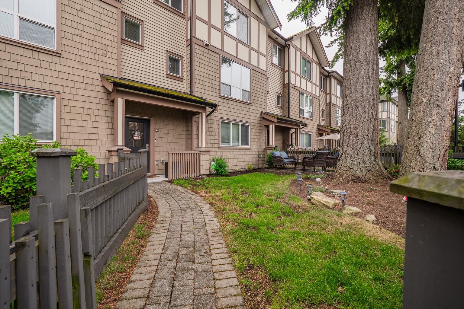 Main Photo: 47 7848 209 Street in Langley: Willoughby Heights Townhouse for sale : MLS®# R2790439