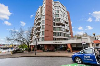 Photo 1: 401 1675 HORNBY Street in Vancouver: Yaletown Condo for sale in "Seawalk South" (Vancouver West)  : MLS®# R2870906