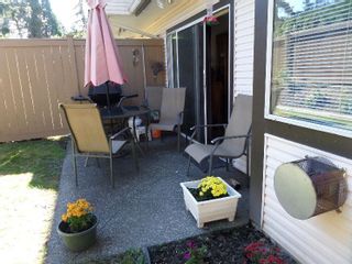 Photo 8: 3 19991 53A Avenue in Langley: Langley City Condo for sale in "Catherine Court" : MLS®# R2295090