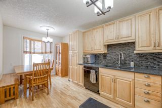 Photo 5: 868 Abbotsford Drive NE in Calgary: Abbeydale Detached for sale : MLS®# A1208829