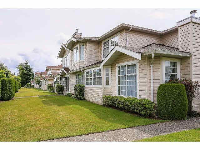 Main Photo: 36 9168 FLEETWOOD Way in Surrey: Fleetwood Tynehead Townhouse for sale in "THE FOUNTAIANS" : MLS®# F1415407