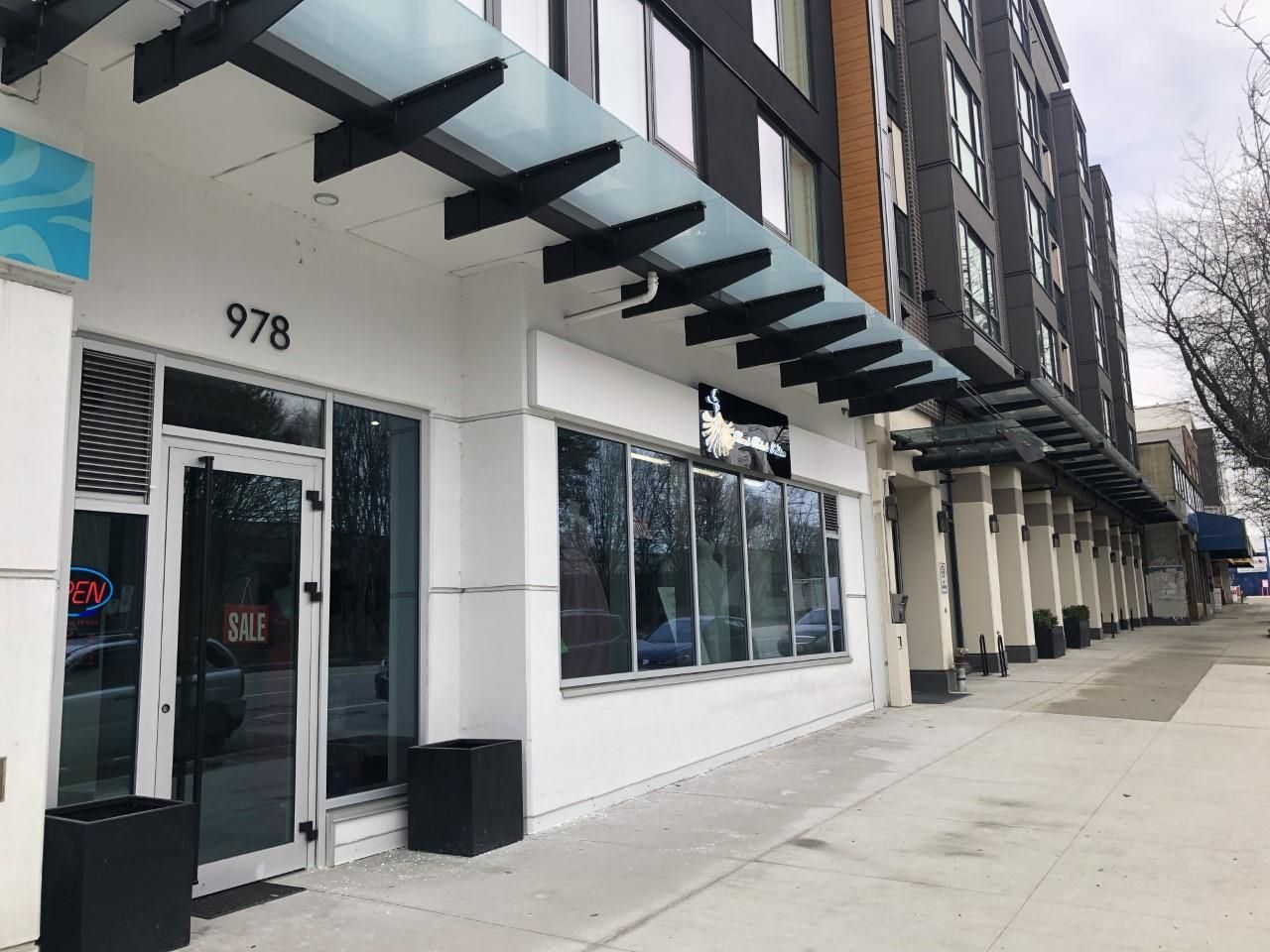 Main Photo: 978 KINGSWAY in Vancouver: Fraser VE Retail for lease (Vancouver East)  : MLS®# C8050161