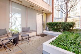 Photo 4: TH17 550 TAYLOR Street in Vancouver: Downtown VW Townhouse for sale in "The Taylor" (Vancouver West)  : MLS®# R2837671