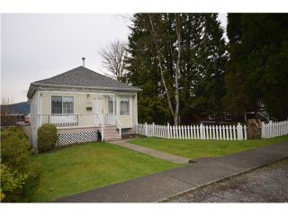 Photo 1: 2514 ST GEORGE Street in Port Moody: Port Moody Centre House for sale : MLS®# V994700