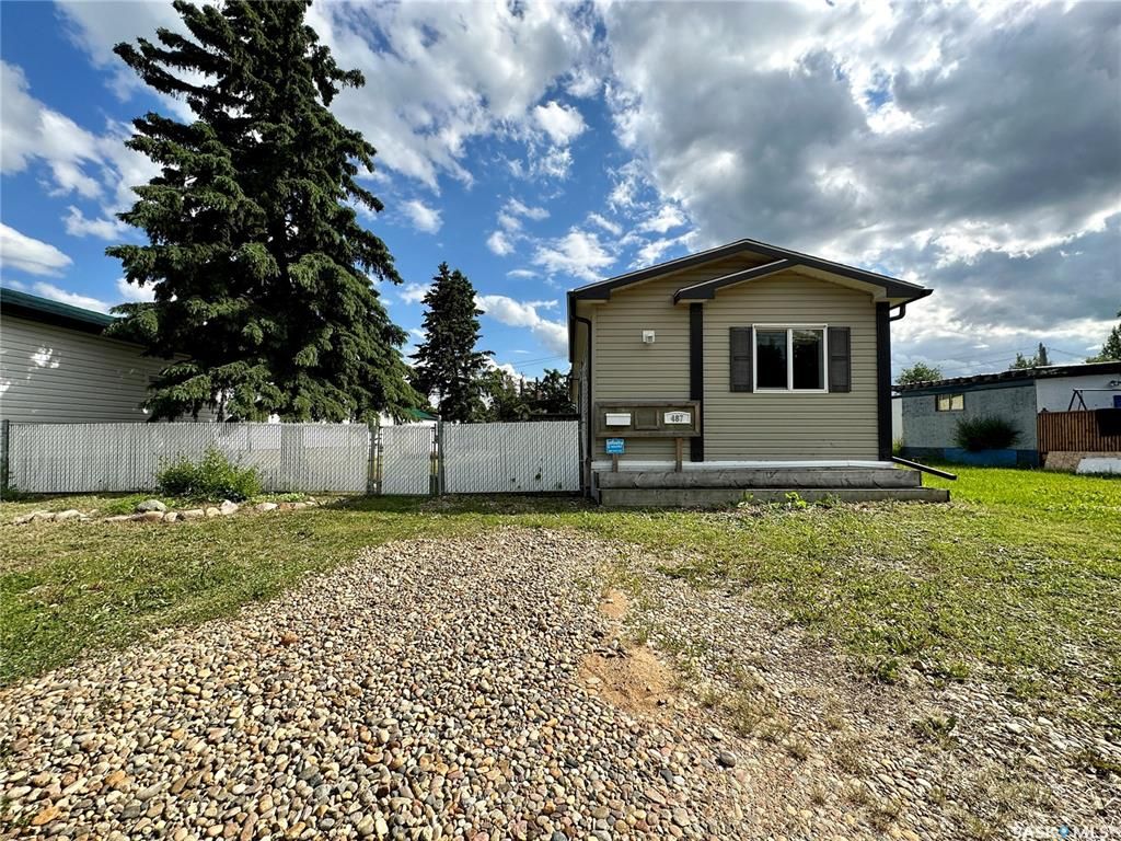 Main Photo: 487 34th Street in Battleford: Residential for sale : MLS®# SK943114