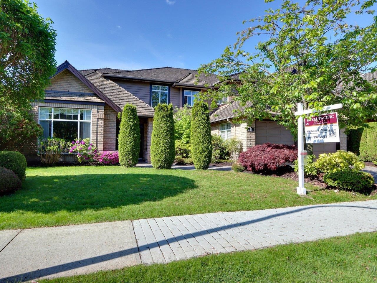 Main Photo: 6391 PEARKES Drive in Richmond: Terra Nova House for sale : MLS®# R2780786