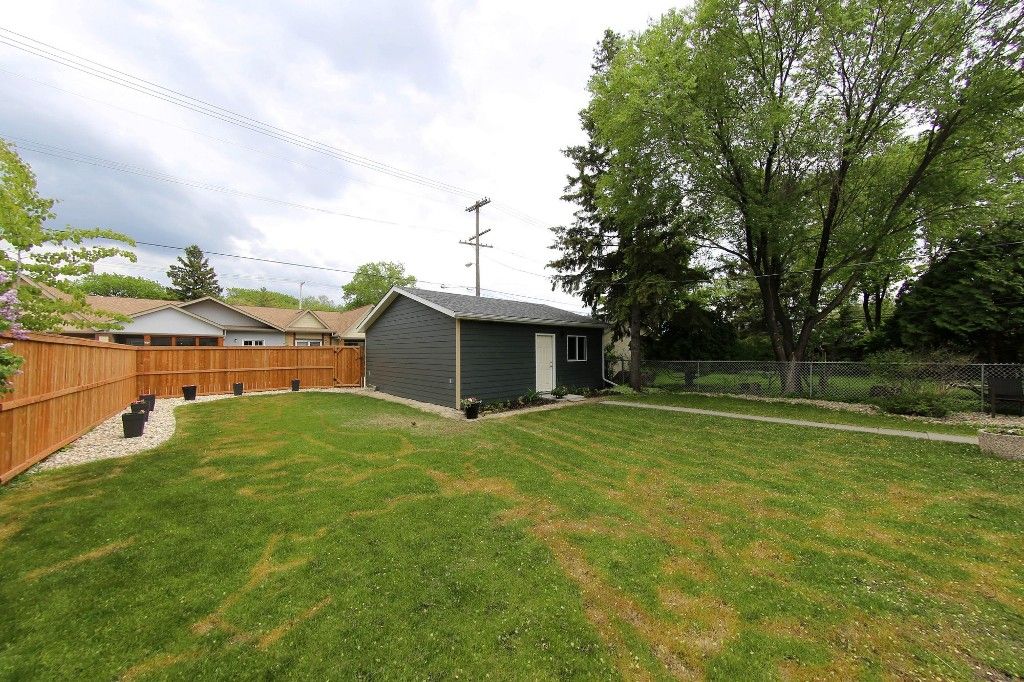 Photo 22: Photos: 372 Lockwood Street in Winnipeg: River Heights Single Family Detached for sale (1C)  : MLS®# 1713596