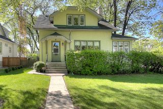 Photo 2: 1176 McMillan Avenue in Winnipeg: Crescentwood Single Family Detached for sale (1Bw)  : MLS®# 1713003