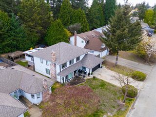 Photo 2: 15466 92A Avenue in Surrey: Fleetwood Tynehead House for sale : MLS®# R2872476
