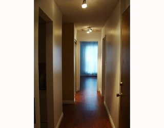 Photo 4: 216 312 CARNARVON Street in New Westminster: Downtown NW Condo for sale in "CARNARVON TERRACE" : MLS®# V807825