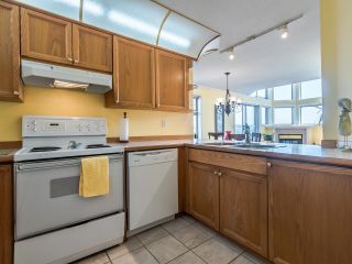 Photo 7: 502 74 RICHMOND Street in New Westminster: Fraserview NW Condo for sale in "Governor's Court" : MLS®# R2598175