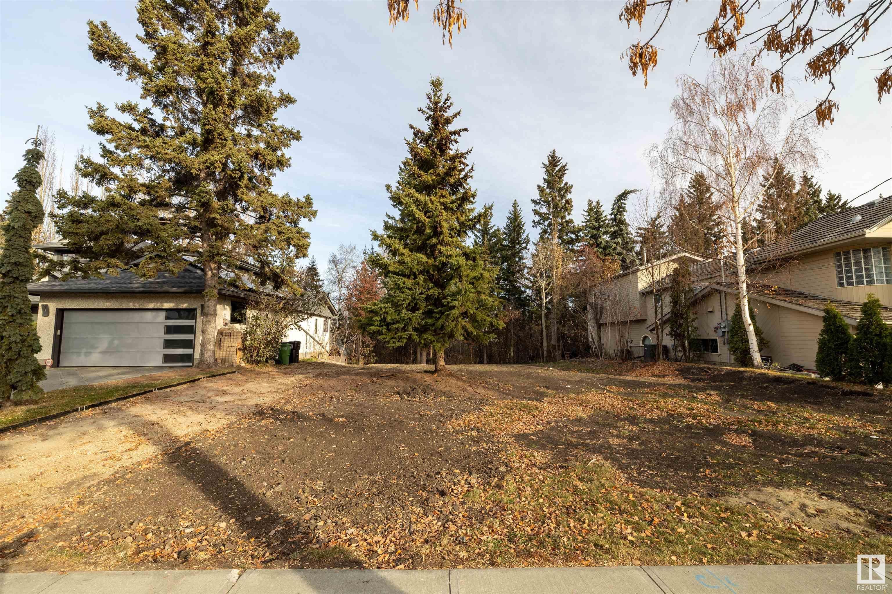 Main Photo: 14702 PARK Drive in Edmonton: Zone 10 Vacant Lot/Land for sale : MLS®# E4372629