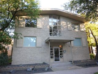 Photo 1: 9 310 Stradbrook Avenue in Winnipeg: Osborne Village Condominium for sale (1B)  : MLS®# 202028710