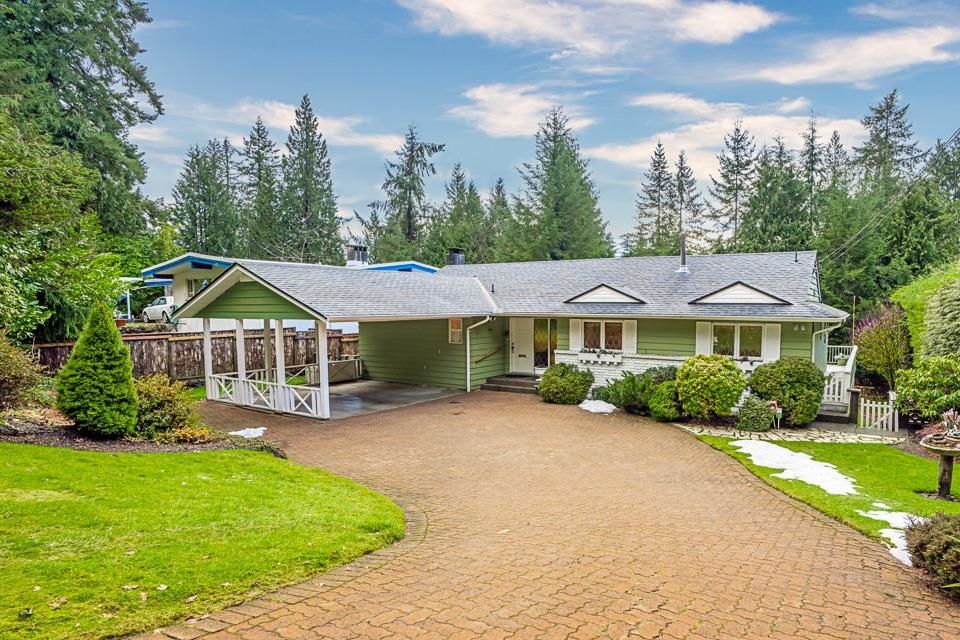 Main Photo: 525 MONTROYAL Place in North Vancouver: Upper Delbrook House for sale in "Upper Delbrook" : MLS®# R2658854