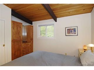 Photo 11: 100 Dorothy Lane in VICTORIA: VR Prior Lake House for sale (View Royal)  : MLS®# 624490