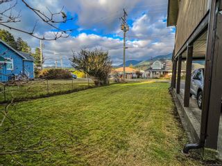Photo 16: 1752 Cypress Rd in Ucluelet: PA Ucluelet House for sale (Port Alberni)  : MLS®# 918939