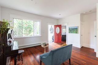 Photo 8: 3857 GLENGYLE Street in Vancouver: Victoria VE House for sale (Vancouver East)  : MLS®# R2879942