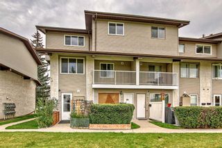 Photo 1: 924 200 Brookpark Drive SW in Calgary: Braeside Row/Townhouse for sale : MLS®# A2077877