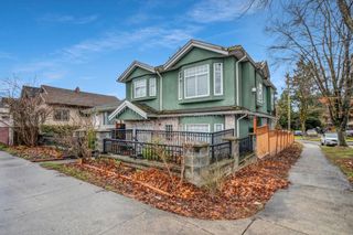 Photo 2: 1754 E 41ST Avenue in Vancouver: Killarney VE House for sale (Vancouver East)  : MLS®# R2857710