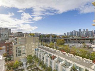 Photo 6: 907 1833 CROWE Street in Vancouver: False Creek Condo for sale in "The Foundry" (Vancouver West)  : MLS®# R2212971