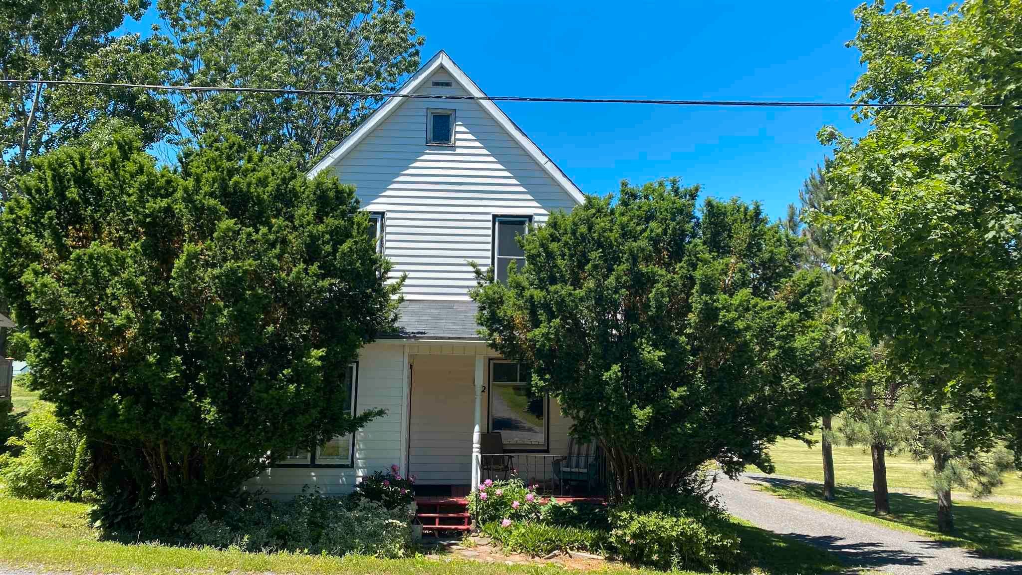 Main Photo: 32 Edward Street in Plymouth: 108-Rural Pictou County Residential for sale (Northern Region)  : MLS®# 202116726