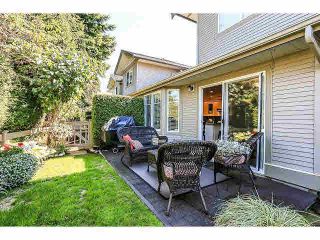 Photo 19: 15053 27A Avenue in Surrey: Sunnyside Park Surrey Townhouse for sale in "DAVENTRY" (South Surrey White Rock)  : MLS®# F1421884
