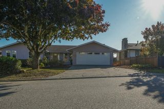 Photo 2: 35254 KNOX Crescent in Abbotsford: Abbotsford East House for sale : MLS®# R2828849
