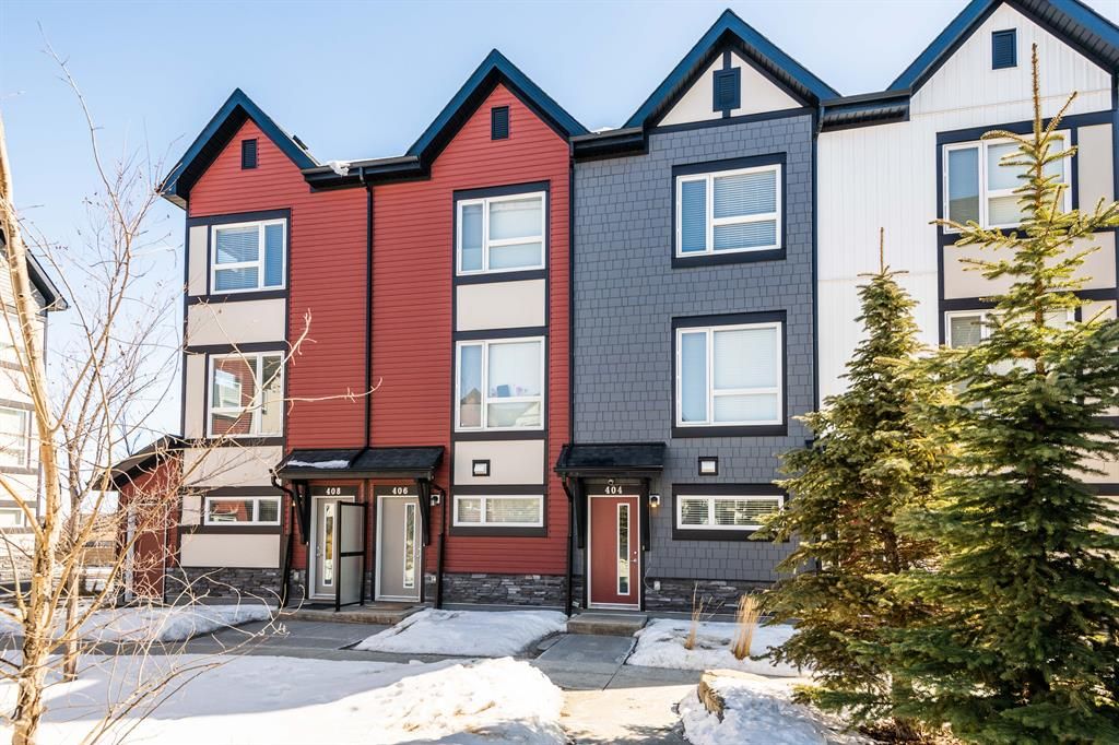 Main Photo: 404 11 Evanscrest Mews NW in Calgary: Evanston Row/Townhouse for sale : MLS®# A2033182