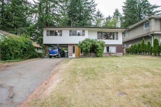 Photo 2: 584 LINTON Street in Coquitlam: Central Coquitlam House for sale : MLS®# R2199079