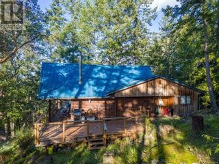 Photo 41: 3701 Starboard Cres in Pender Island: House for sale : MLS®# 962898