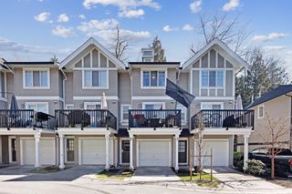 Photo 1: 60 20176 68 Avenue in Langley: Willoughby Heights Townhouse for sale in "Steeple Chase" : MLS®# R2758867