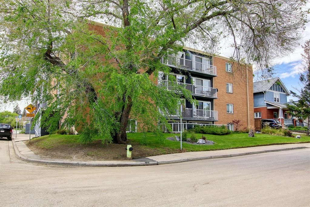Main Photo: 205 2515 14A Street SW in Calgary: Bankview Apartment for sale : MLS®# A1228383