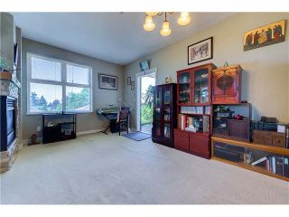 Photo 4: 201 188 W 29TH Street in North Vancouver: Upper Lonsdale Condo for sale in "VISTA 29" : MLS®# V1129015