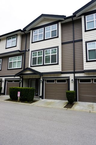 Photo 2: 46 6350 142 Street in Surrey: Sullivan Station Townhouse for sale : MLS®# R2700777