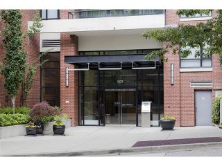 Photo 1: 704 909 MAINLAND Street in Vancouver: Yaletown Condo for sale (Vancouver West)  : MLS®# V1072136
