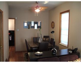 Photo 2: 427 RIVERTON Avenue in WINNIPEG: East Kildonan Residential for sale (North East Winnipeg)  : MLS®# 2719701