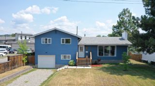 Photo 1: 366 JONES Street in Quesnel: Quesnel - Town House for sale : MLS®# R2795619
