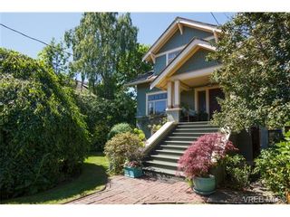 Photo 2: 1050 Monterey Ave in VICTORIA: OB South Oak Bay House for sale (Oak Bay)  : MLS®# 730937