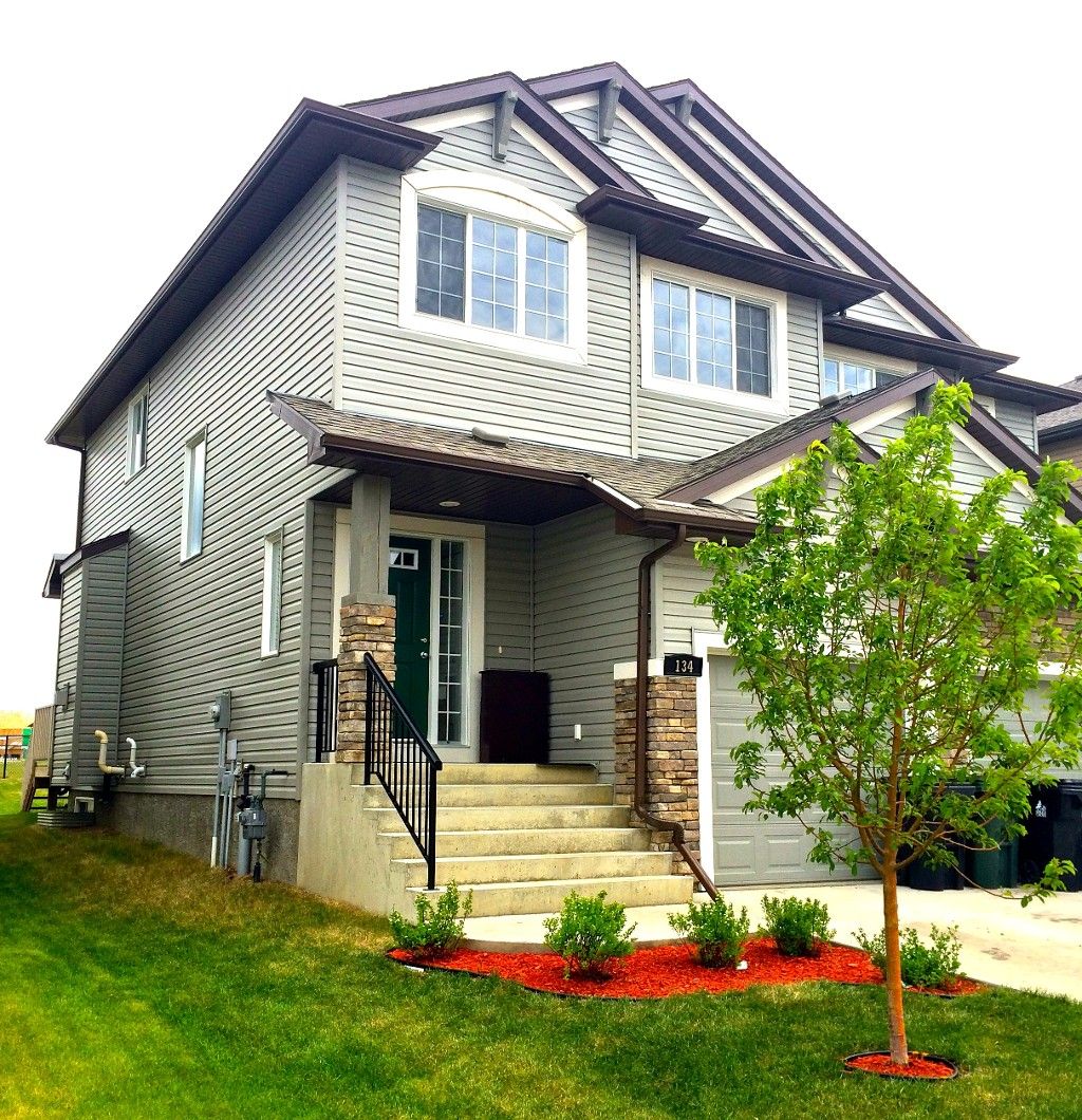 Main Photo: McLaughlin in Spruce Grove: Edmonton House Half Duplex for sale : MLS®# E3419945