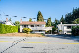 Photo 2: 2111 FOSTER Avenue in Coquitlam: Central Coquitlam House for sale : MLS®# R2816354