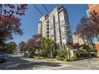 Photo 2: 804 2483 SPRUCE Street in Vancouver: Fairview VW Condo for sale in "Skyline on Broadway" (Vancouver West)  : MLS®# R2611629