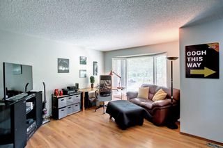 Photo 6: 40 BERWICK Rise NW in Calgary: Beddington Heights Semi Detached for sale : MLS®# A1228960