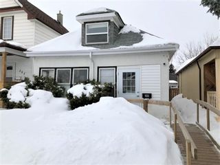 Photo 1: 349 Parkview Street in Winnipeg: St James Residential for sale (5E)  : MLS®# 202205276